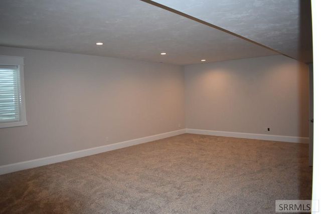 472 Zions St, Shelley, ID 83274
