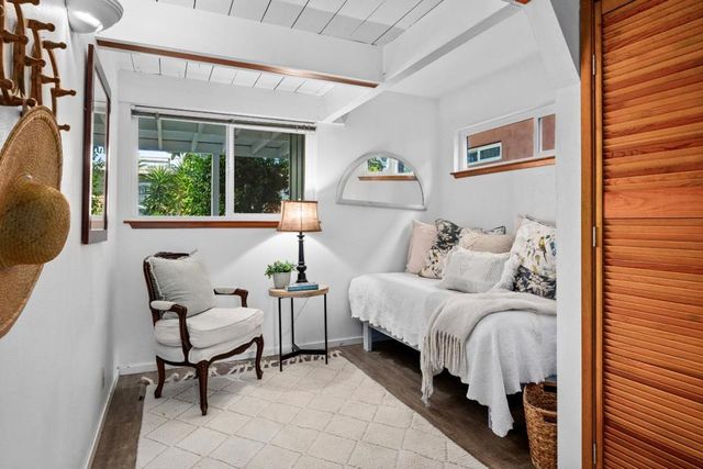 360 36th Avenue, Santa Cruz, CA 95062