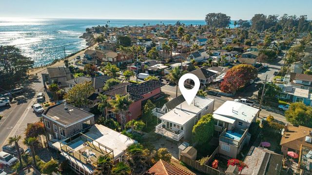 360 36th Avenue, Santa Cruz, CA 95062