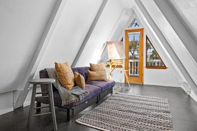 360 36th Avenue, Santa Cruz, CA 95062