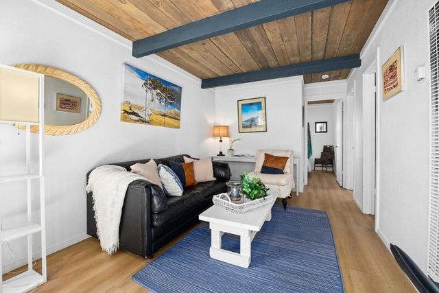 360 36th Avenue, Santa Cruz, CA 95062