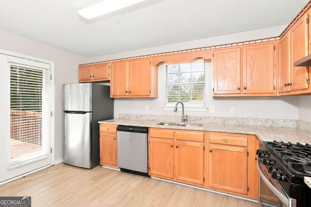 78 Summer Lake Place, Dallas, GA 30157