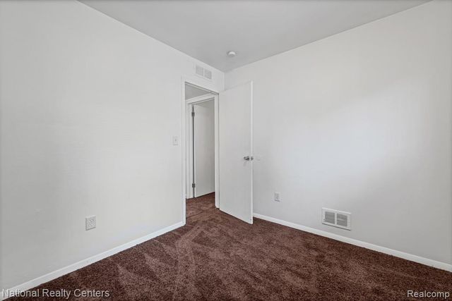 19861 Vermander Avenue, Clinton Township, MI 48035