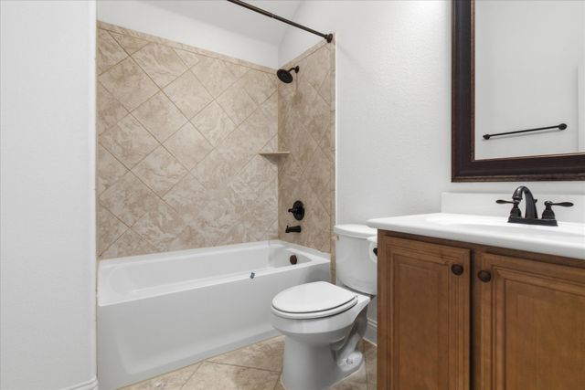 2324 Lynbridge Circle, Plano, TX 75025