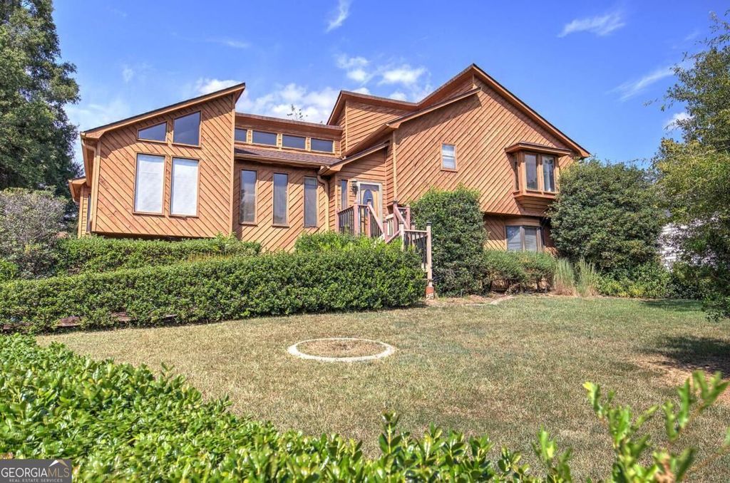 18 Gentry Drive SW, Cartersville, GA 30120 — exterior