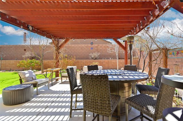 4142 Las Brisas, Santa Fe, NM 87507