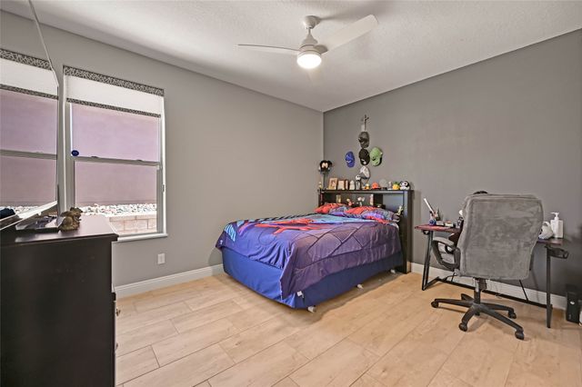 4142 Las Brisas, Santa Fe, NM 87507