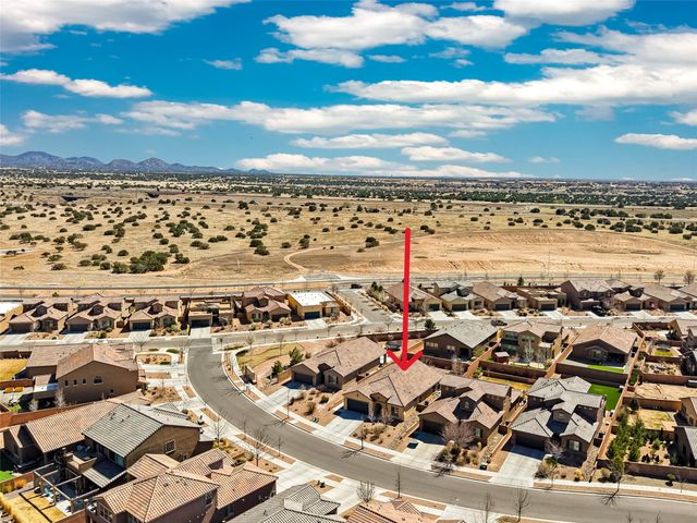 4142 Las Brisas, Santa Fe, NM 87507