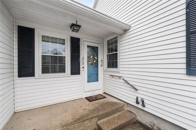 3714 Mendon Road, Cumberland, RI 02864
