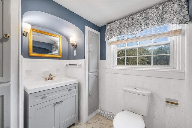 3714 Mendon Road, Cumberland, RI 02864