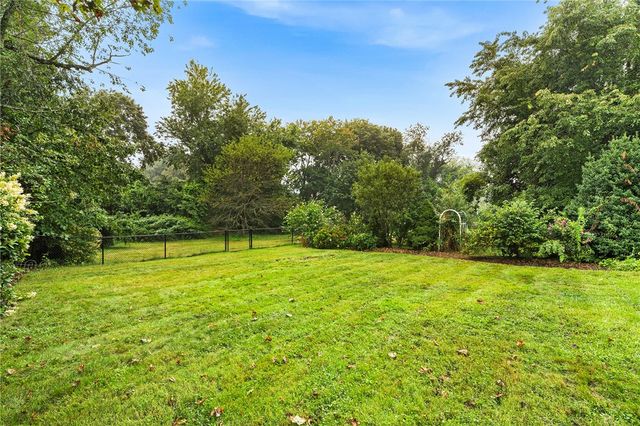 3714 Mendon Road, Cumberland, RI 02864