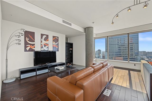 1155 S S Grand Avenue 1601, Los Angeles, CA 90015