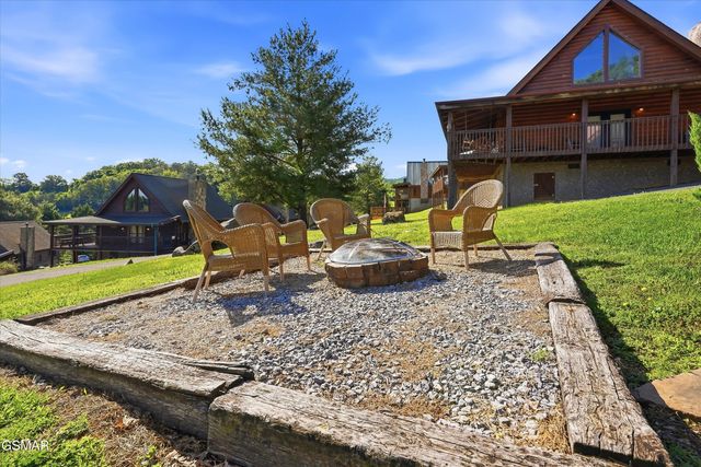 1824 Trout Way, Sevierville, TN 37862