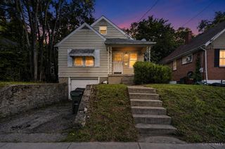 1824 Sterling Avenue, North College Hill, OH 45239