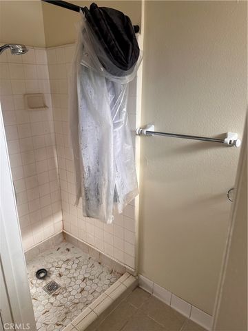 19259 Kenya, Los Angeles, CA 91326