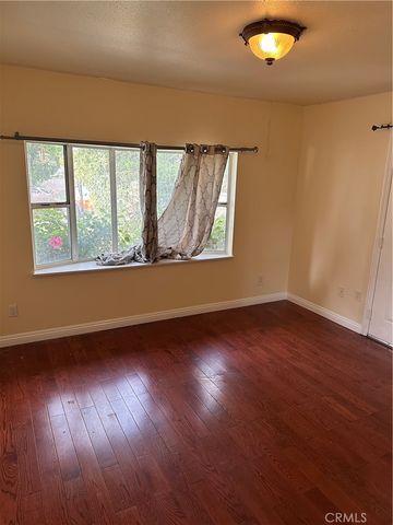 19259 Kenya, Los Angeles, CA 91326