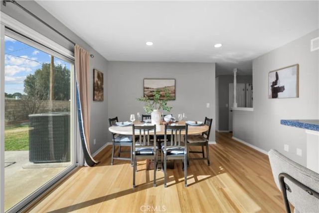 27939 Honeycomb, Saugus, CA 91350