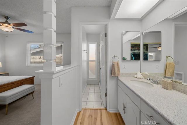 27939 Honeycomb, Saugus, CA 91350