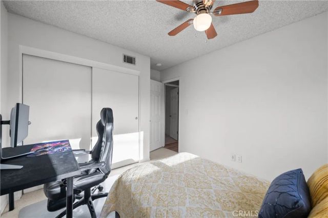 27939 Honeycomb, Saugus, CA 91350