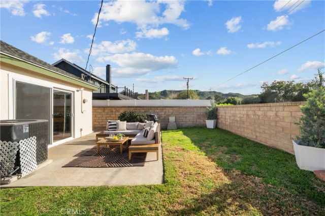 27939 Honeycomb, Saugus, CA 91350