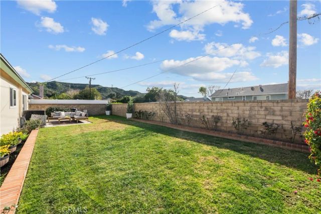 27939 Honeycomb, Saugus, CA 91350