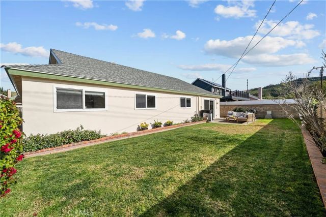 27939 Honeycomb, Saugus, CA 91350