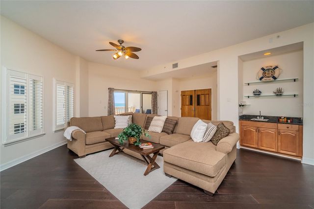 14 SOMERSET STREET 5C, Clearwater, FL 33767