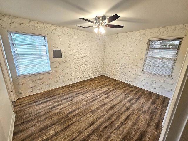 10007 Kittrell Street, Houston, TX 77034