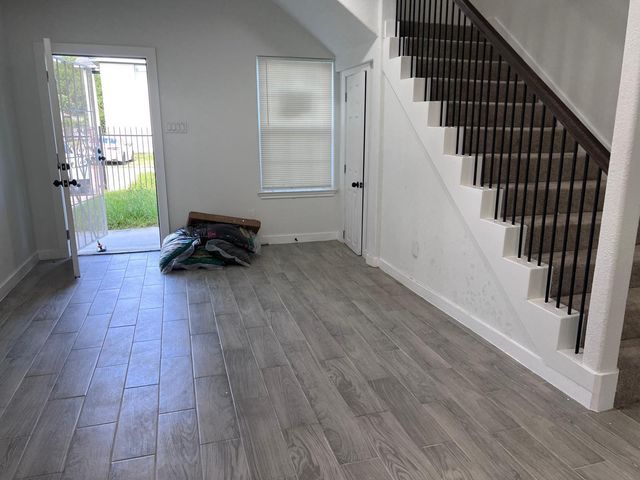 9210 Martell Street, Houston, TX 77051