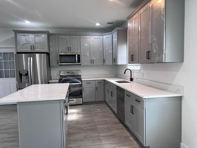 9210 Martell Street, Houston, TX 77051