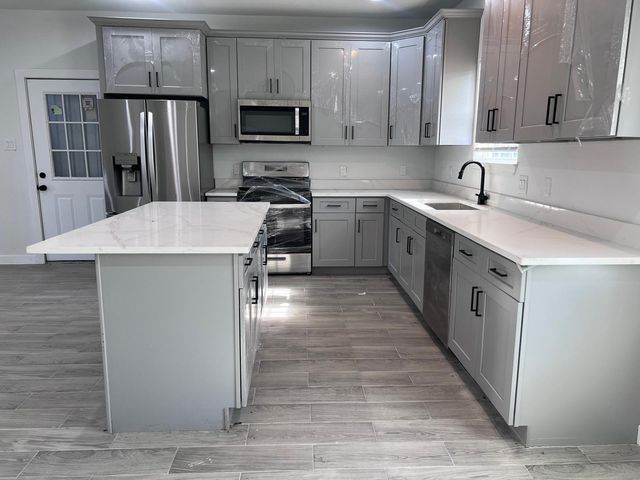 9210 Martell Street, Houston, TX 77051