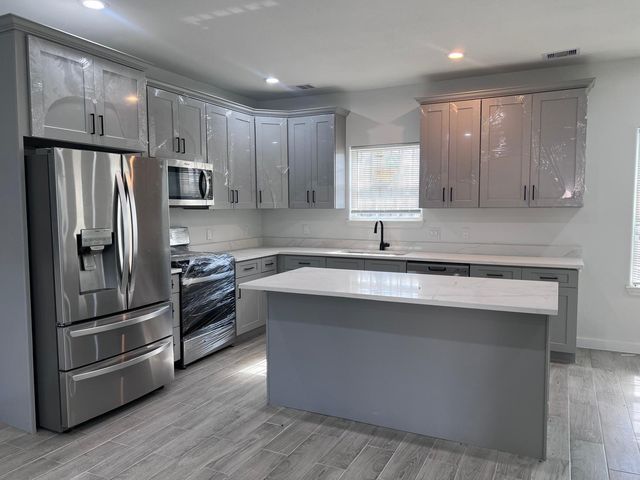 9210 Martell Street, Houston, TX 77051