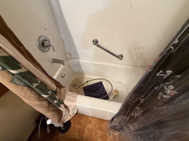 601 LONDON STREET, Menasha, WI 54052