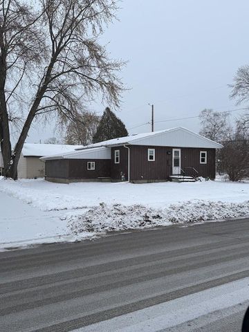 601 LONDON STREET, Menasha, WI 54052