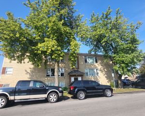 2550 Cuyler Avenue, Berwyn, IL 60402