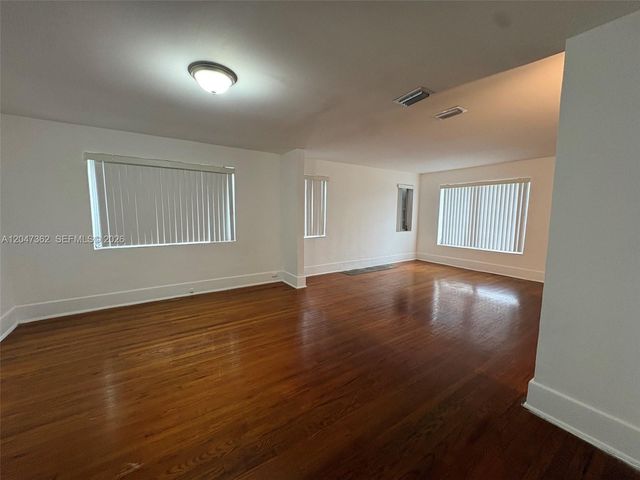 2928 SW 15th St, Miami, FL 33145