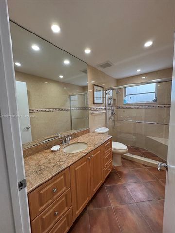 2928 SW 15th St, Miami, FL 33145