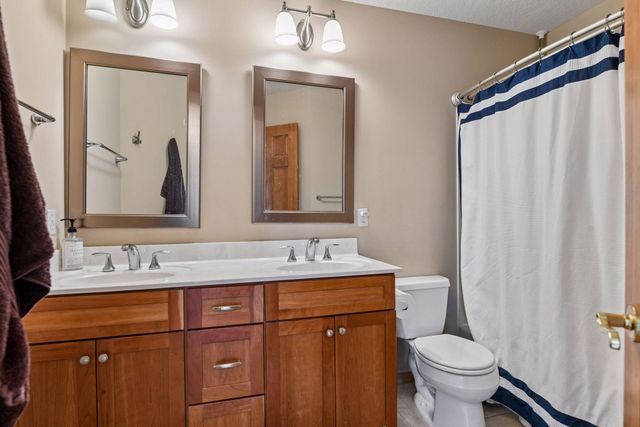 1585 Stoneridge Circle, Long Lake, MN 55356