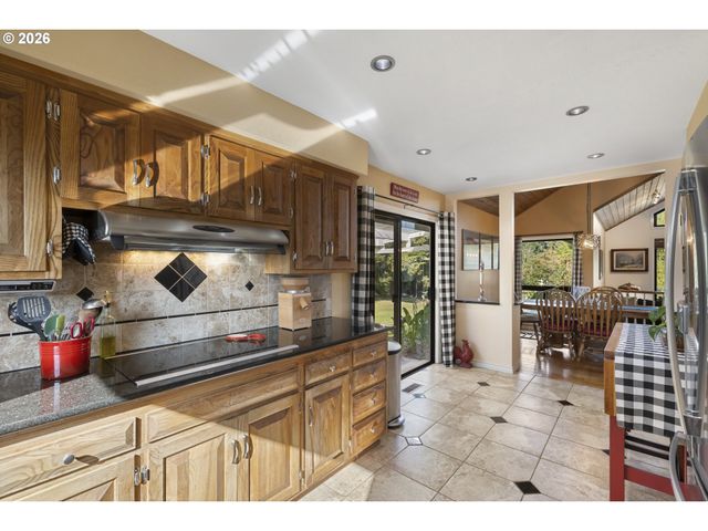 4515 CORDON Rd, Salem, OR 97305