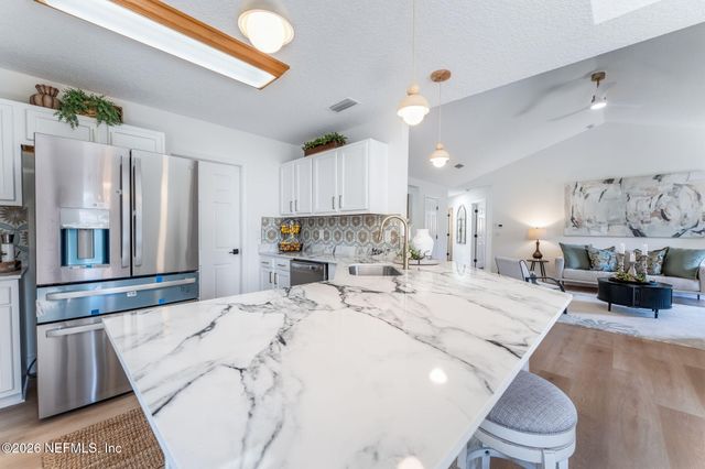 8629 BUTTERCUP Street, Jacksonville, FL 32210