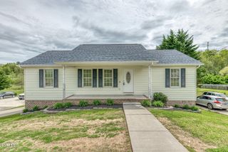 153 Hunters Run Lane, Mount Carmel, TN 37645