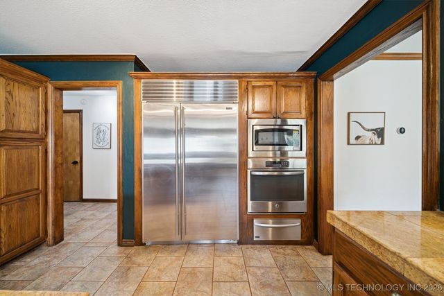 4704 W 88th Street, Tulsa, OK 74132