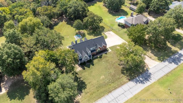 4704 W 88th Street, Tulsa, OK 74132