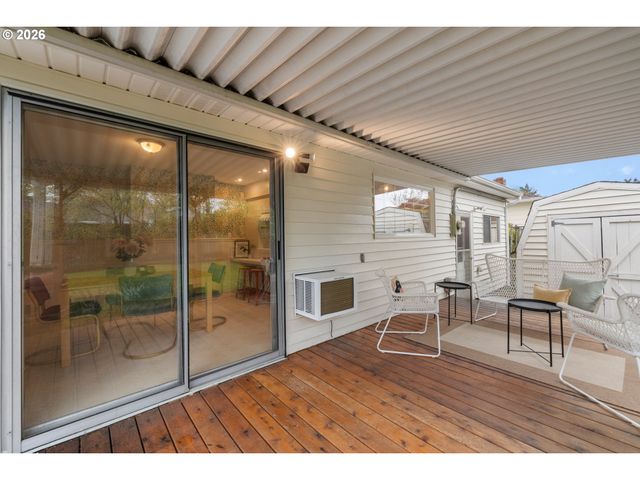 8516 Se MILL St, Portland, OR 97216