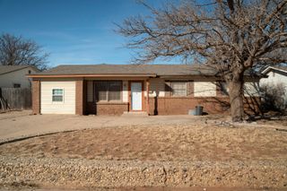 1916 71st Street, Lubbock, TX 79412