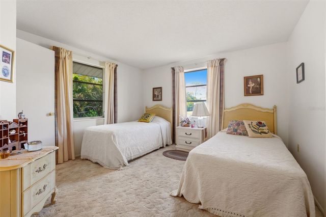1240 S VENICE BOULEVARD, Venice, FL 34293