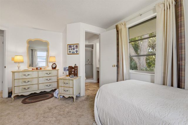 1240 S VENICE BOULEVARD, Venice, FL 34293