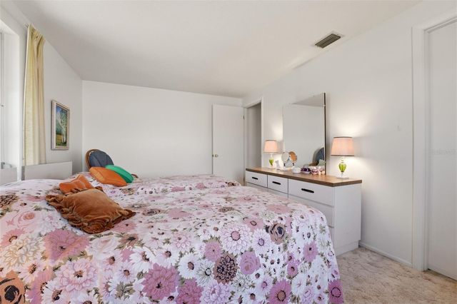 1240 S VENICE BOULEVARD, Venice, FL 34293