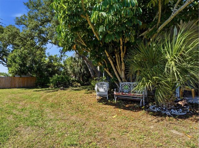 1240 S VENICE BOULEVARD, Venice, FL 34293