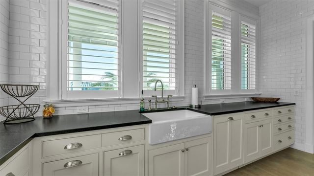 1013 ELDORADO AVENUE, Clearwater, FL 33767